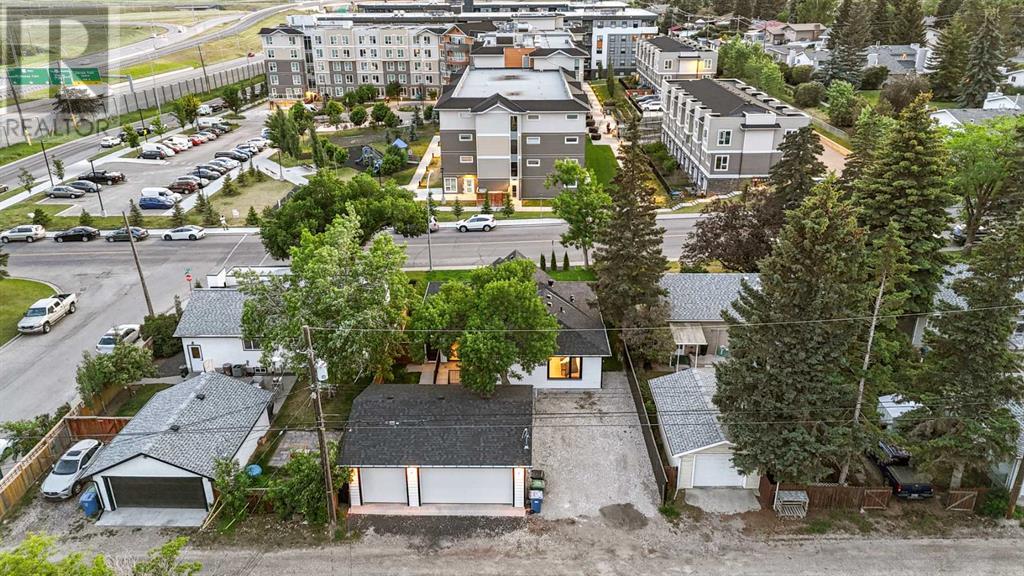 Single Family House Bungalow for Sale in  th Street SW Glamorgan Calgary 