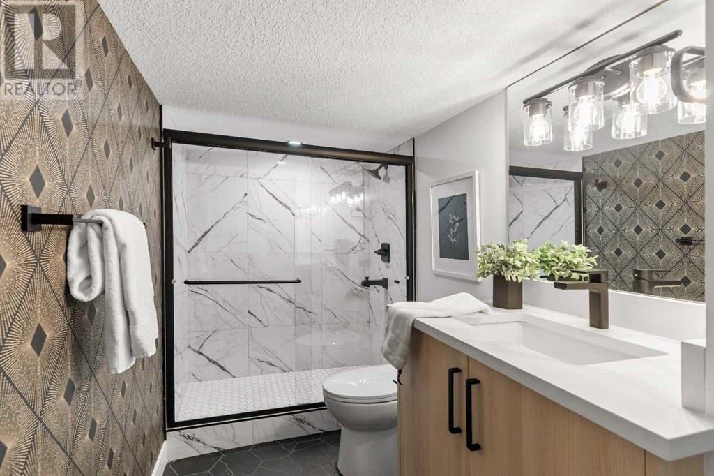 Single Family House Bungalow for Sale in  th Street SW Glamorgan Calgary 