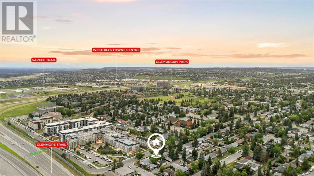 Single Family House Bungalow for Sale in  th Street SW Glamorgan Calgary 