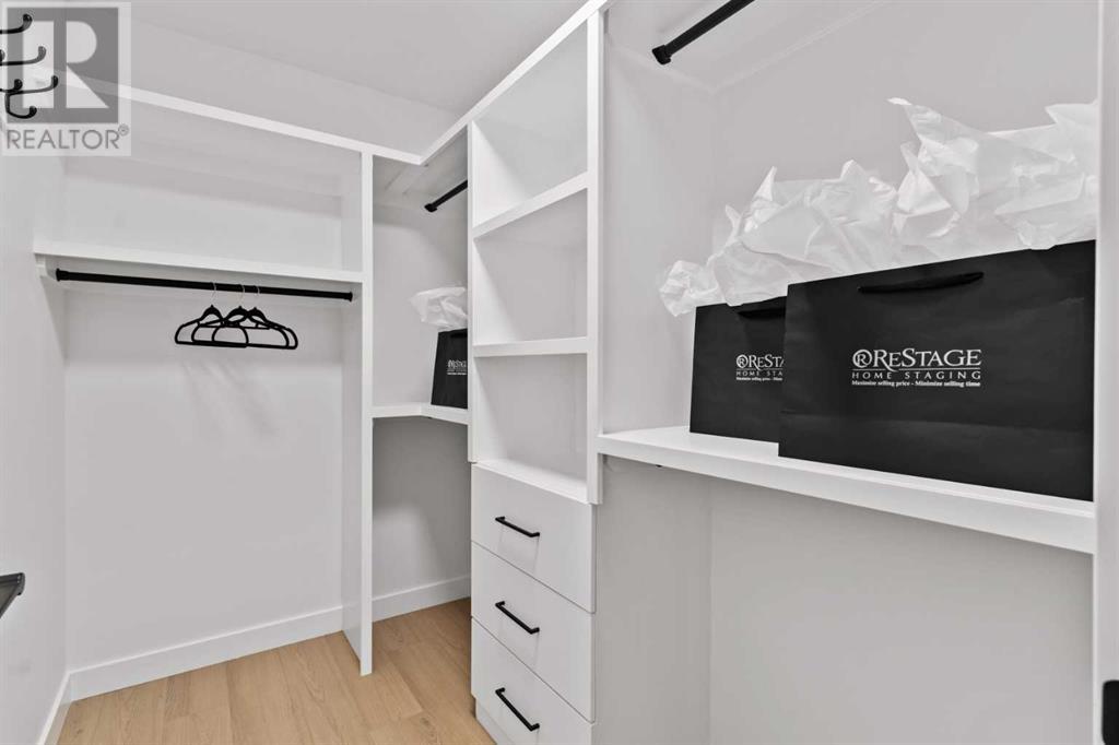 Single Family House Bungalow for Sale in  th Street SW Glamorgan Calgary 