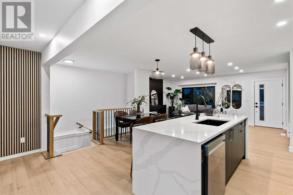 Single Family House Bungalow for Sale in  th Street SW Glamorgan Calgary 