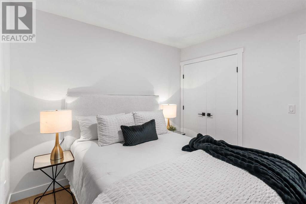 Single Family House Bungalow for Sale in  th Street SW Glamorgan Calgary 