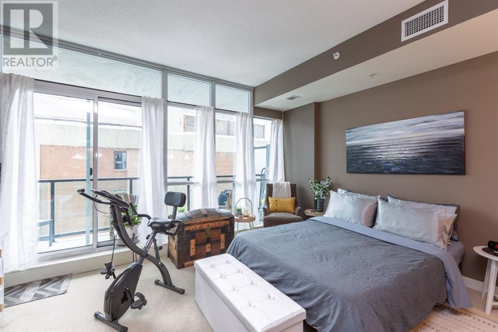 Photo 3 of 609 788 12 Avenue Sw, Calgary AB