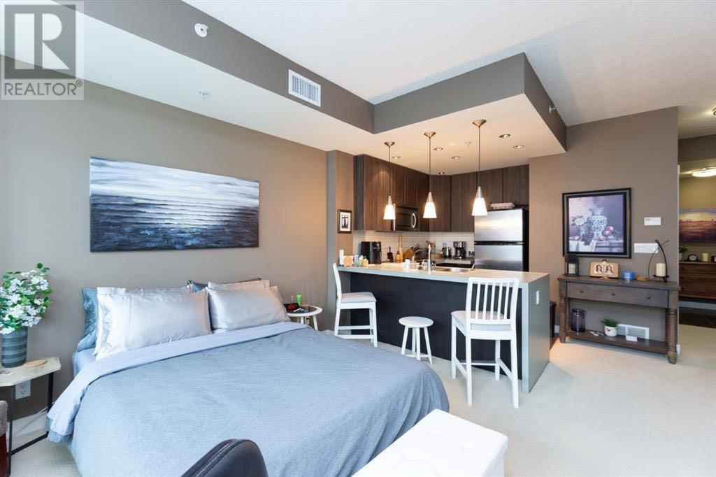 Photo 2 of 609 788 12 Avenue Sw, Calgary AB