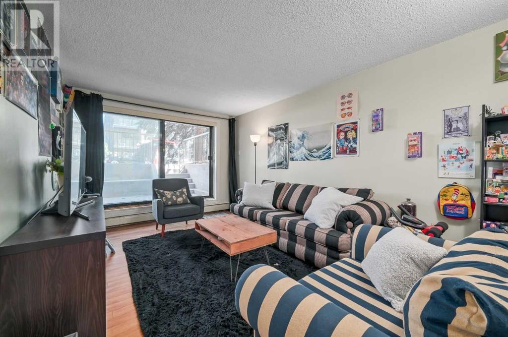 Single Family House for Sale in    Avenue SW Kingsland Calgary 