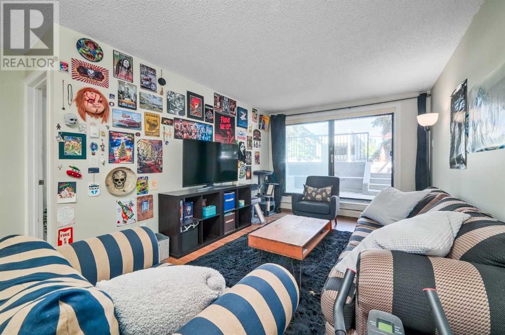 Single Family House for Sale in    Avenue SW Kingsland Calgary 