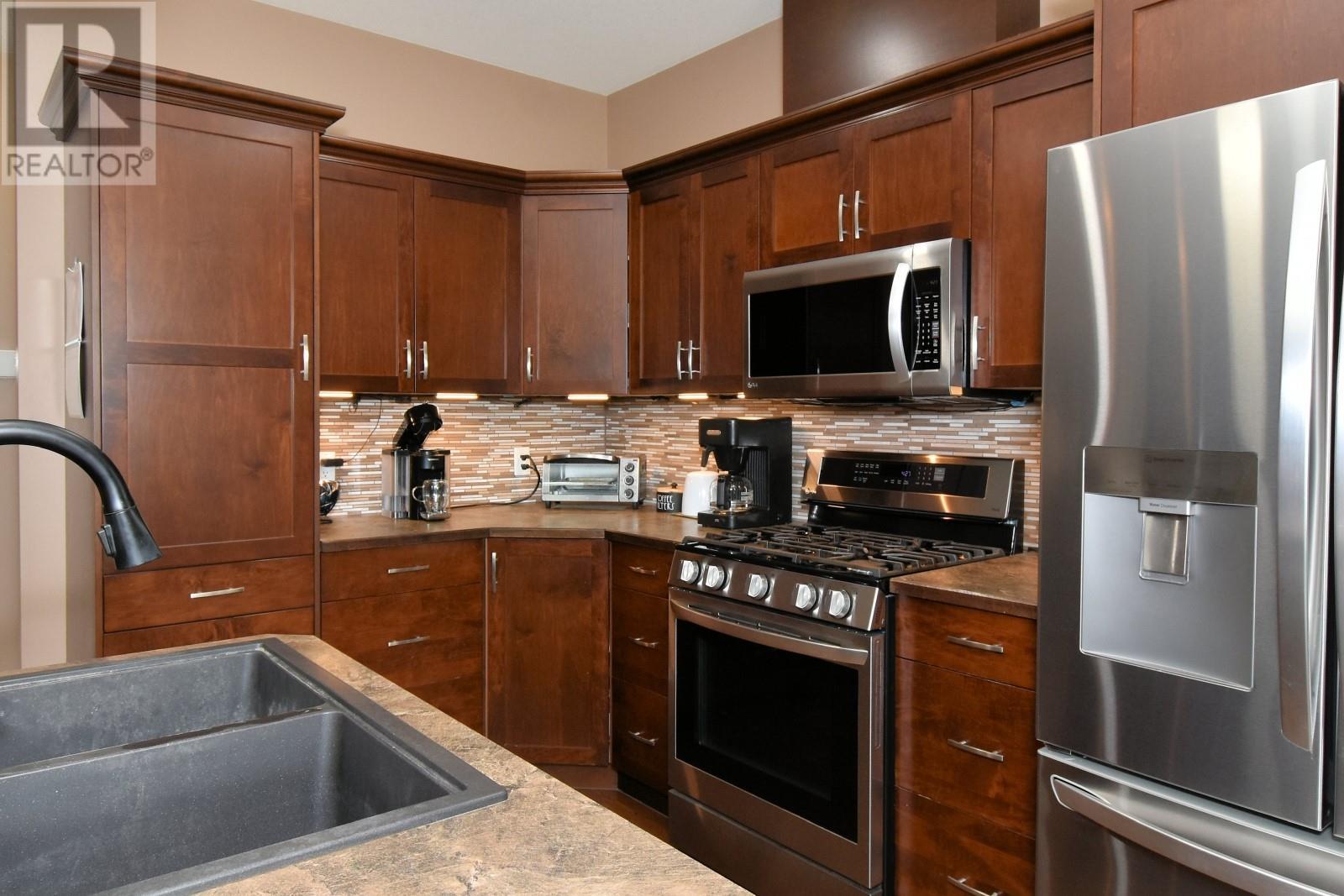 Photo 61 of 2592 Alpen Paradies Road Unit 56, Blind Bay BC