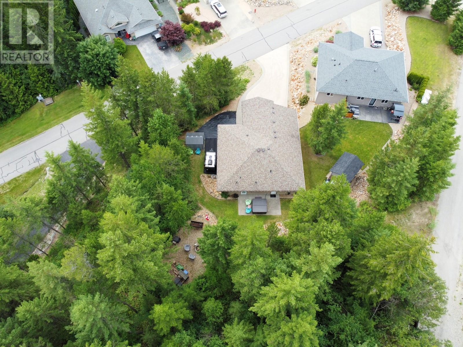 Photo 52 of 2592 Alpen Paradies Road Unit 56, Blind Bay BC