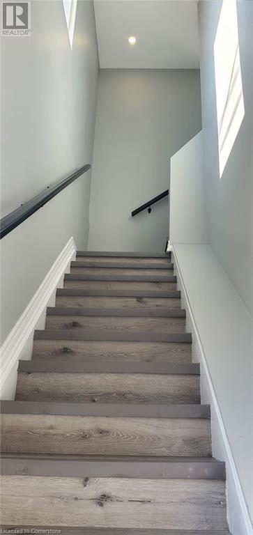 Photo 5 of 262 Ottawa Street N Unit 1, Hamilton ON