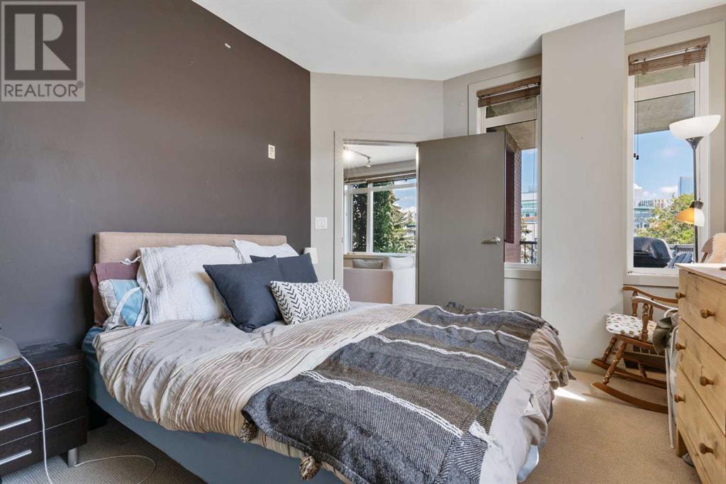 Single Family House for Sale in    Avenue SW Mission Calgary 