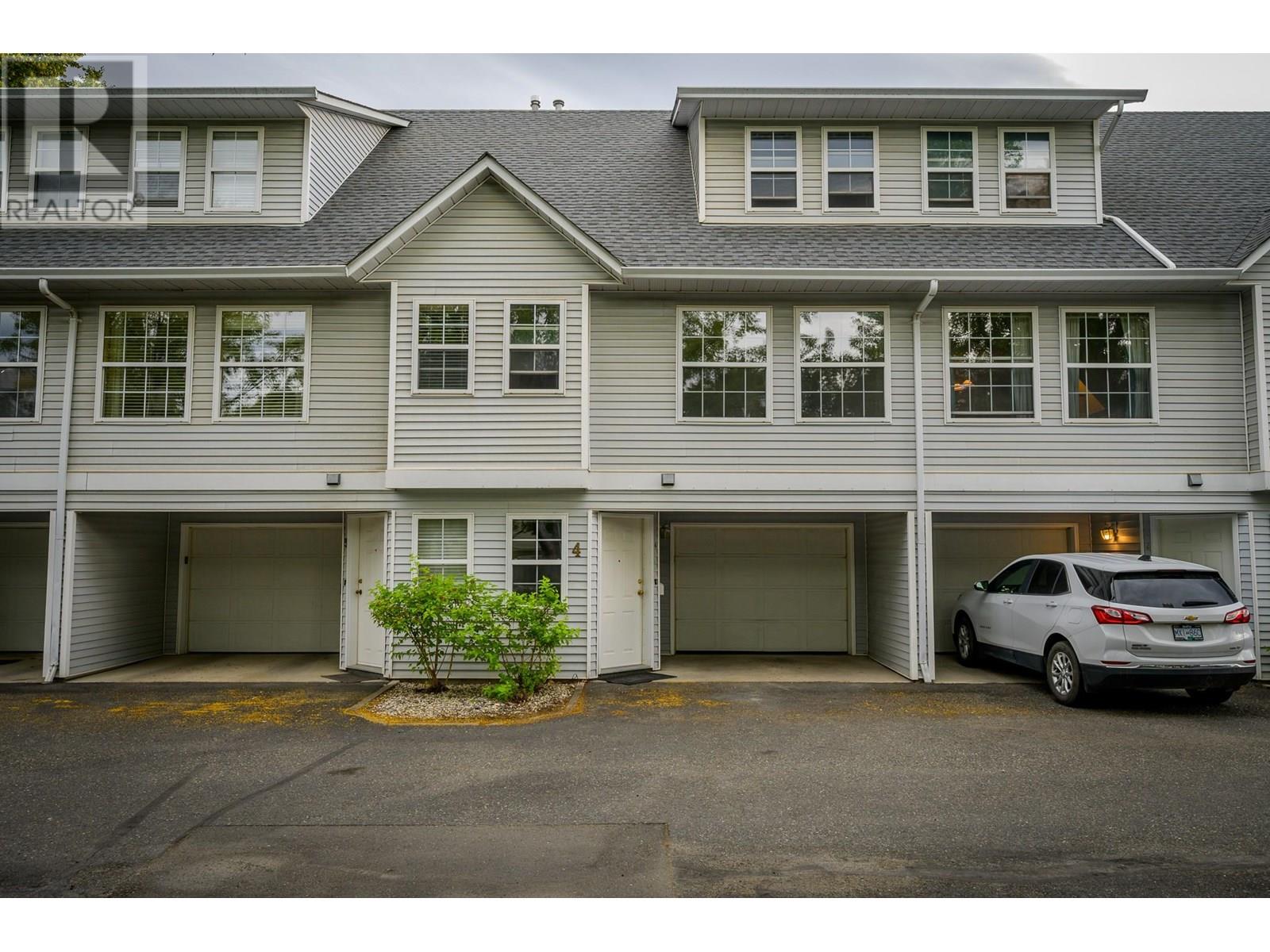 2084 Robson Place Unit# 4, Kamloops