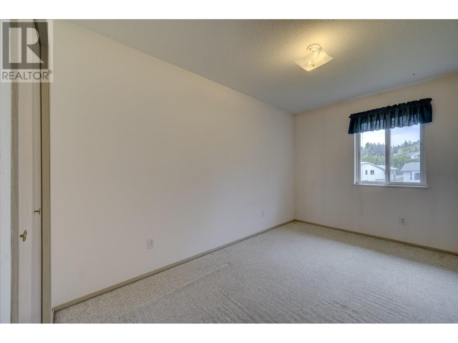 2084 Robson Place Unit# 4, Kamloops