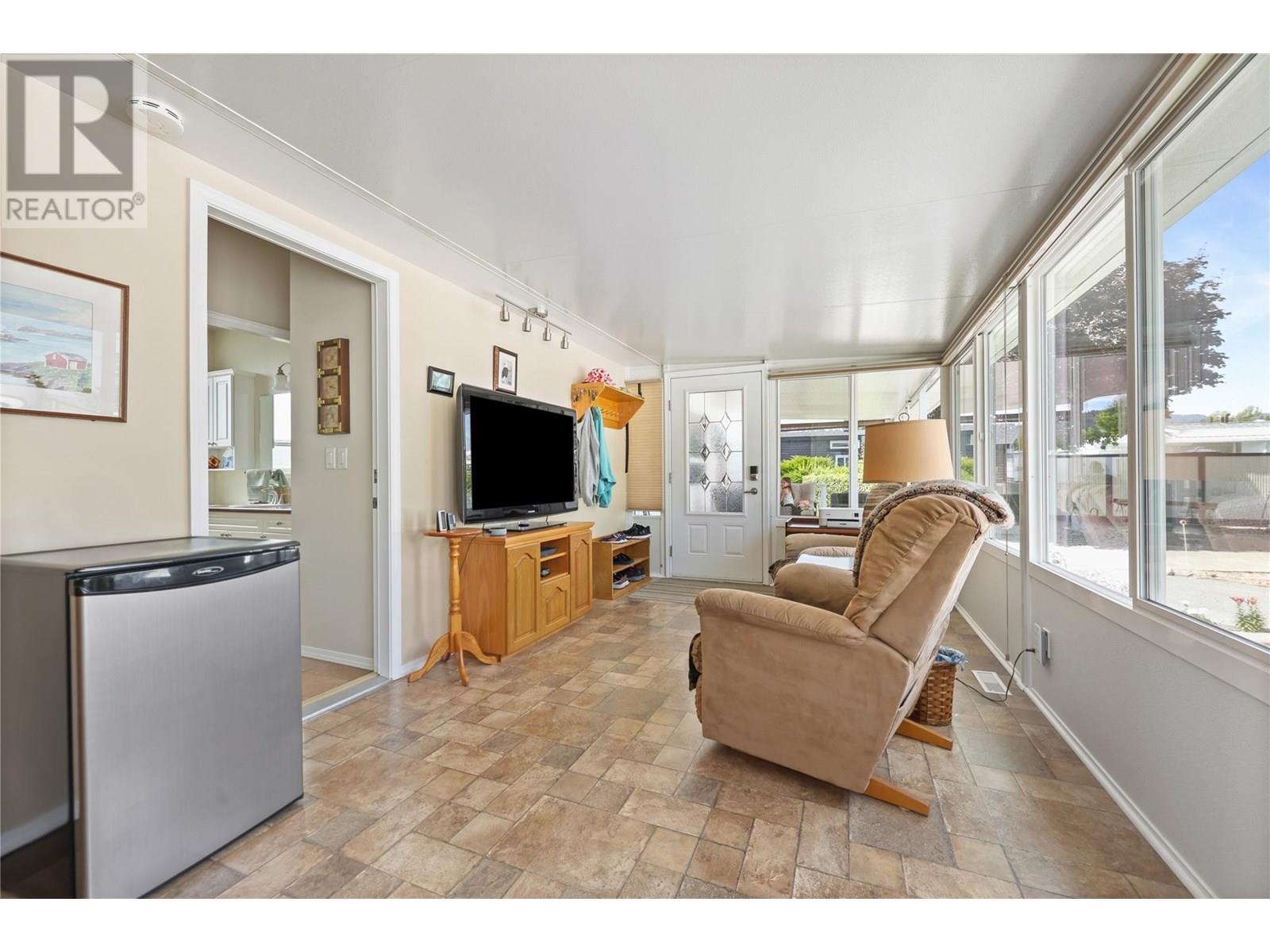 282 415 Commonwealth Road, Kelowna