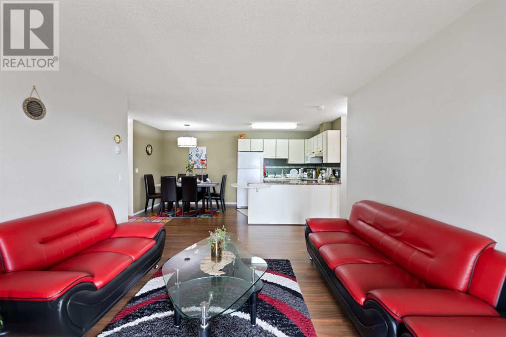 Single Family House for Sale in   Edenwold Heights NW Edgemont Calgary 