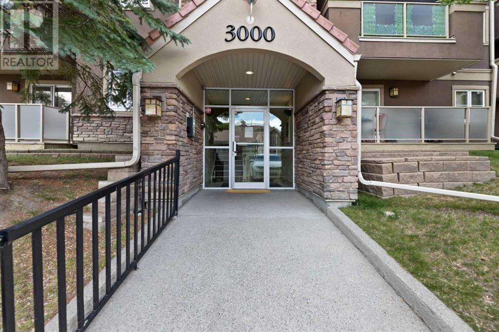 Single Family House for Sale in   Edenwold Heights NW Edgemont Calgary 