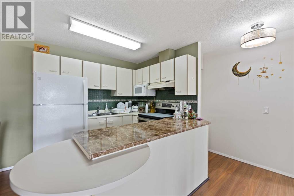 Single Family House for Sale in   Edenwold Heights NW Edgemont Calgary 