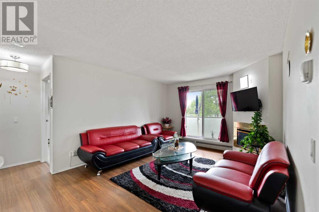 Single Family House for Sale in   Edenwold Heights NW Edgemont Calgary 