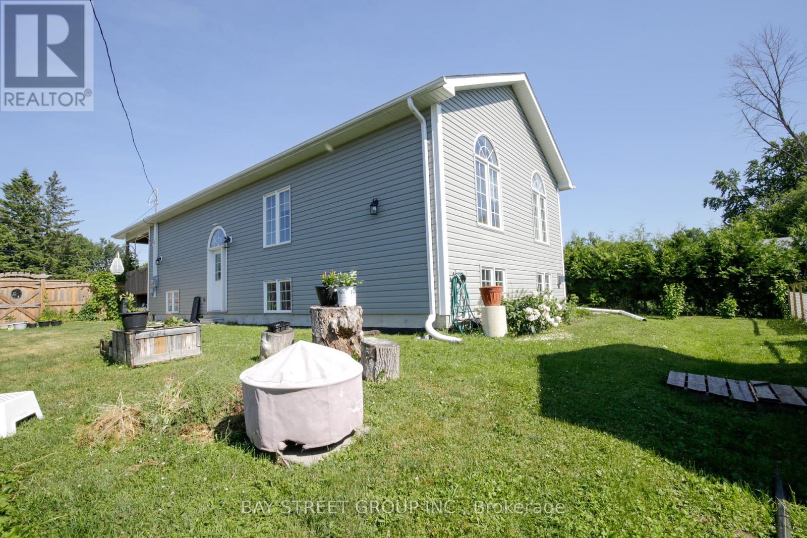 Photo 6 of 800 Rockaway Road, Georgina ON
