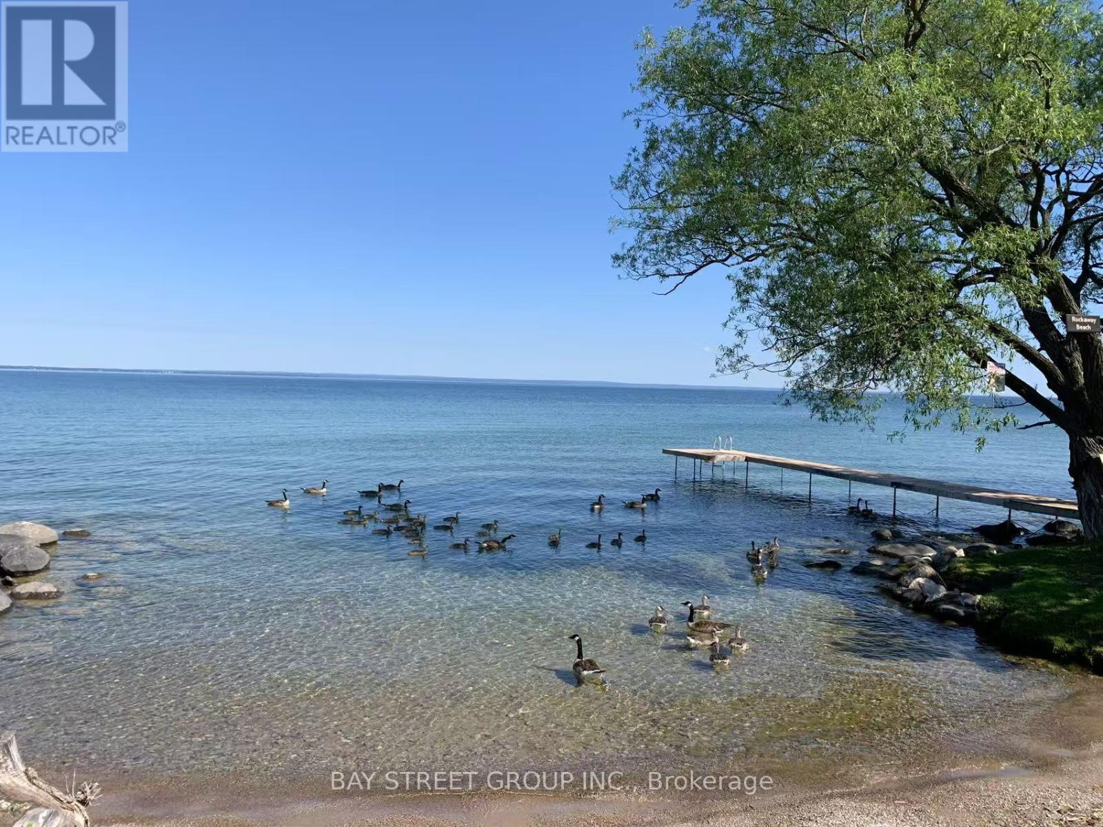 Photo 8 of 800 Rockaway Road, Georgina ON