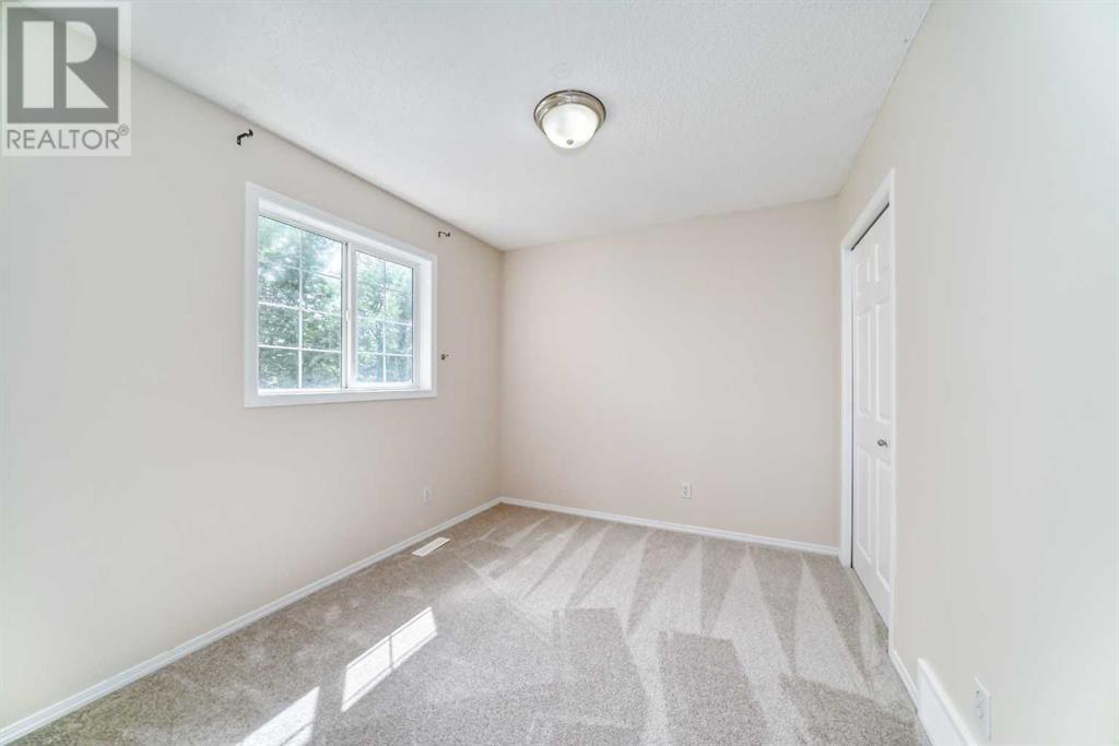 Single Family House for Sale in  Saddletree Drive NE Saddle Ridge Calgary 