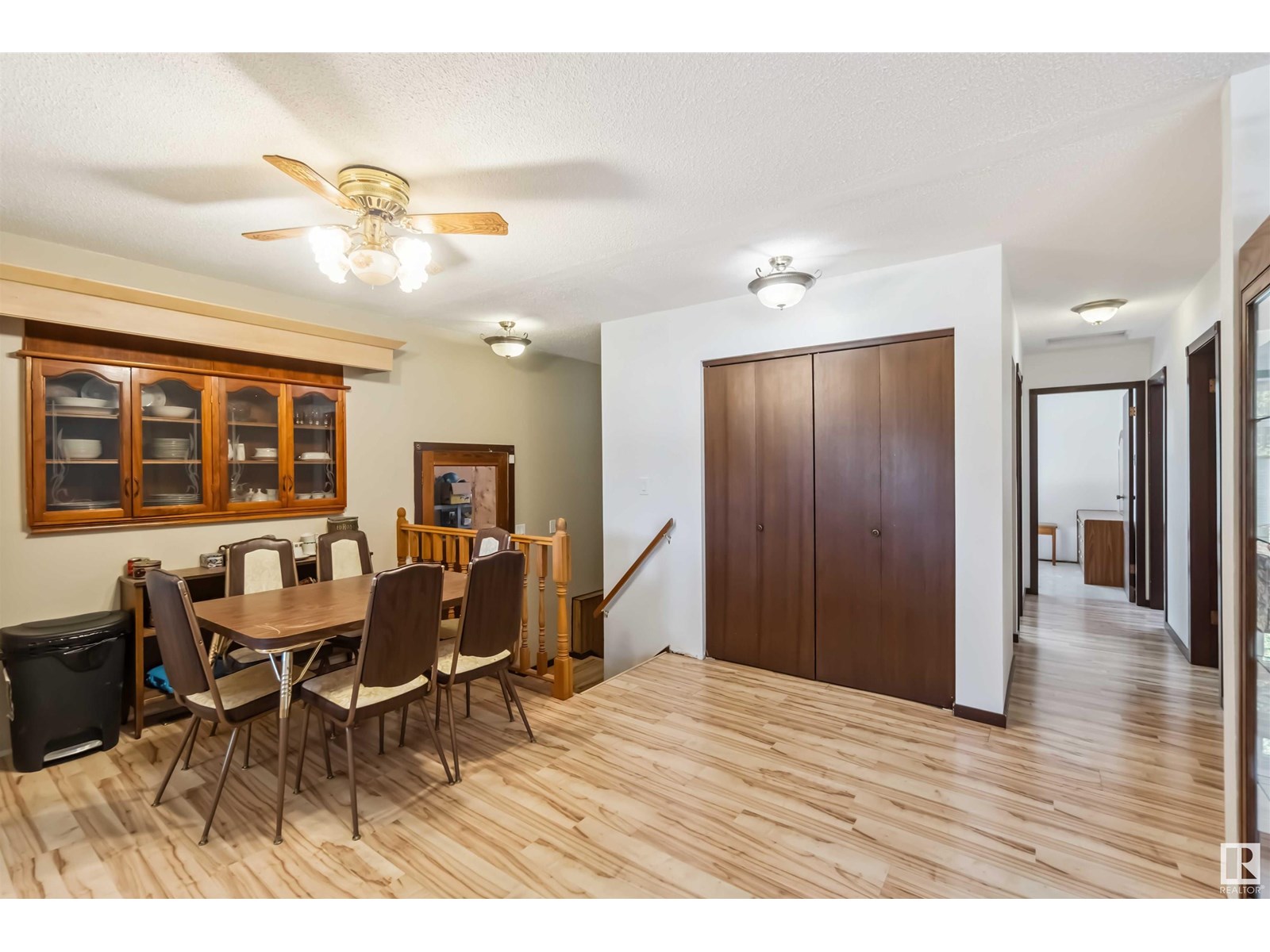 Photo 11 of 4923 53 Av, Redwater AB