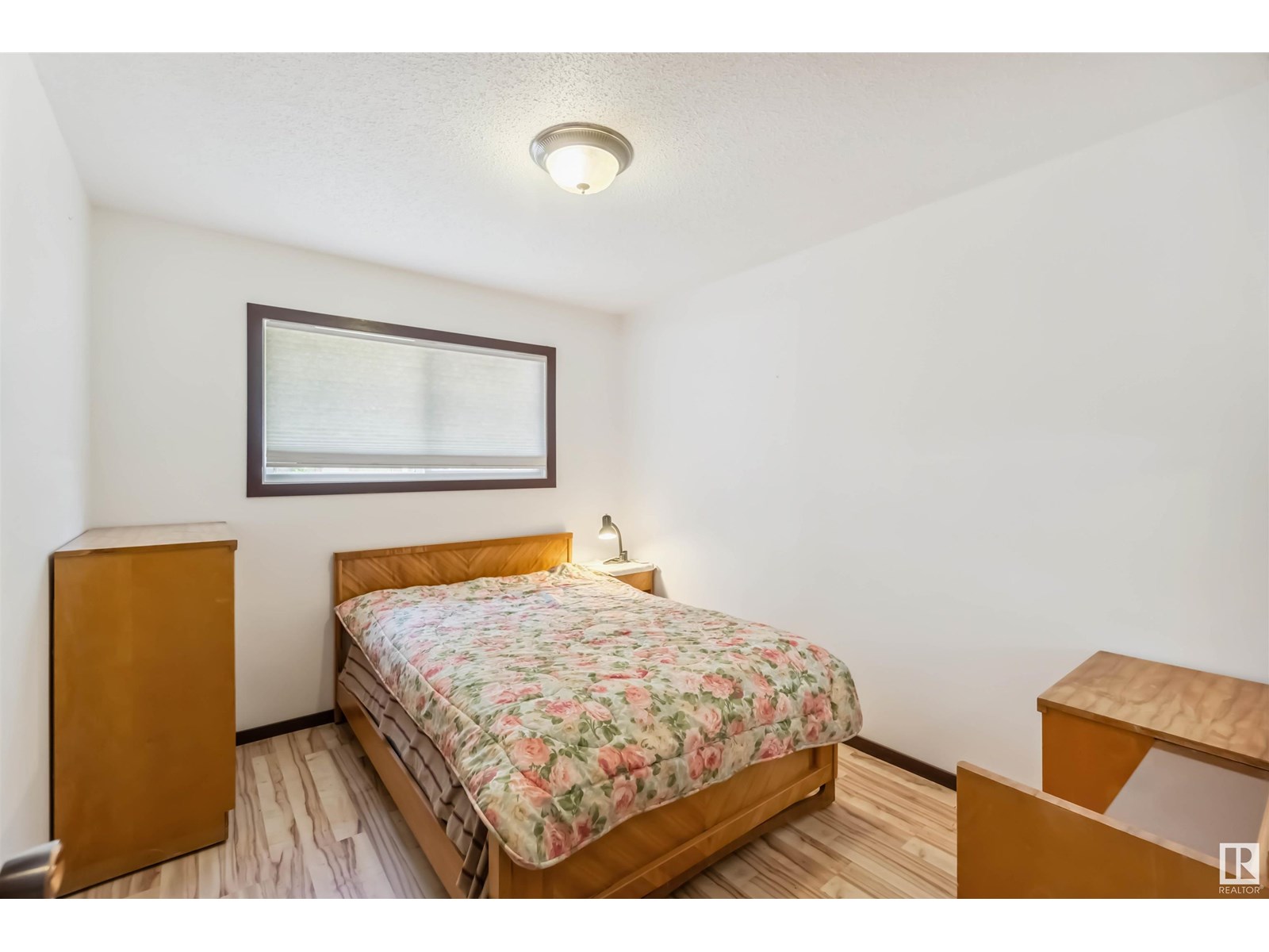 Photo 50 of 4923 53 Av, Redwater AB