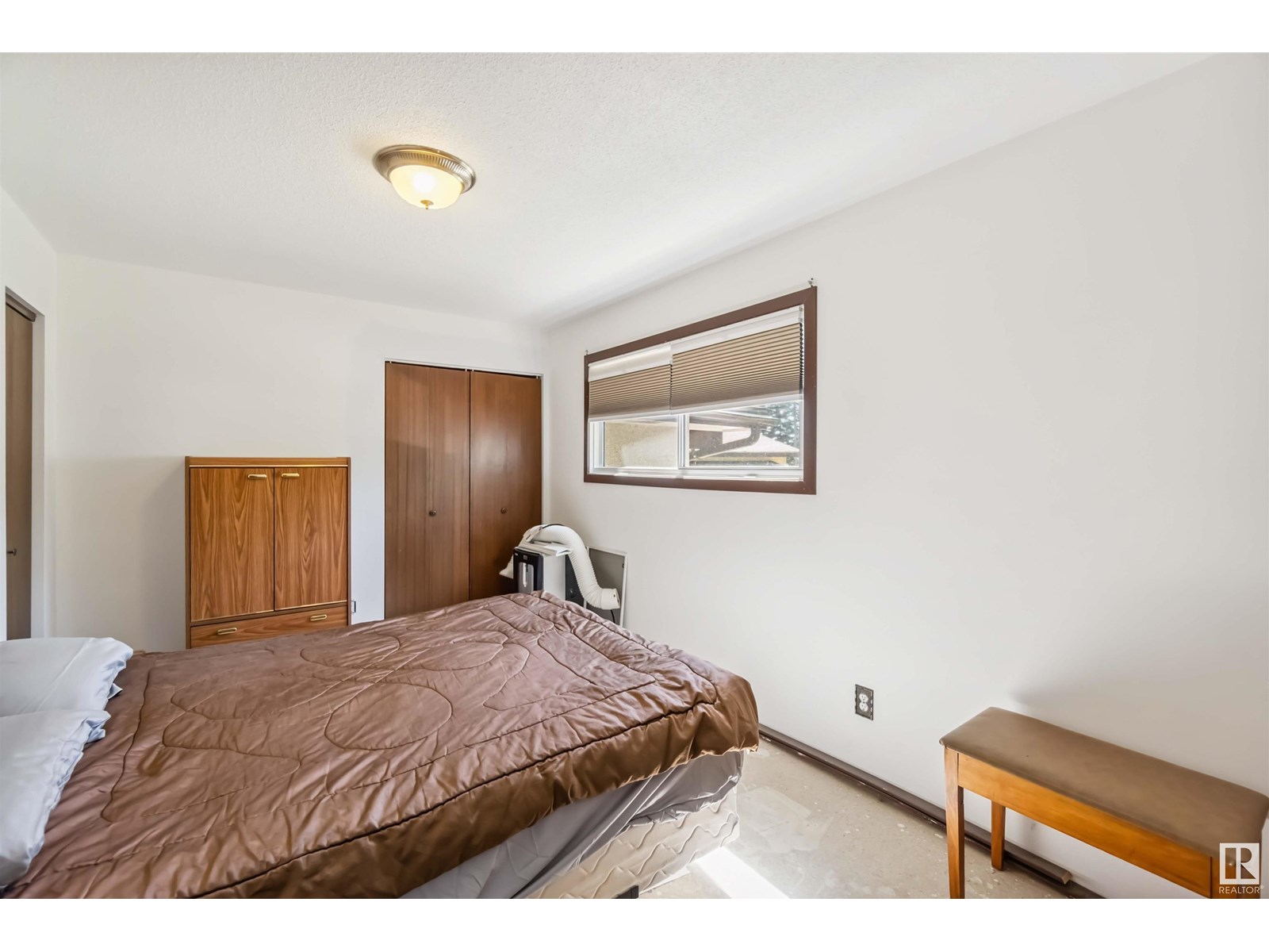 Photo 43 of 4923 53 Av, Redwater AB