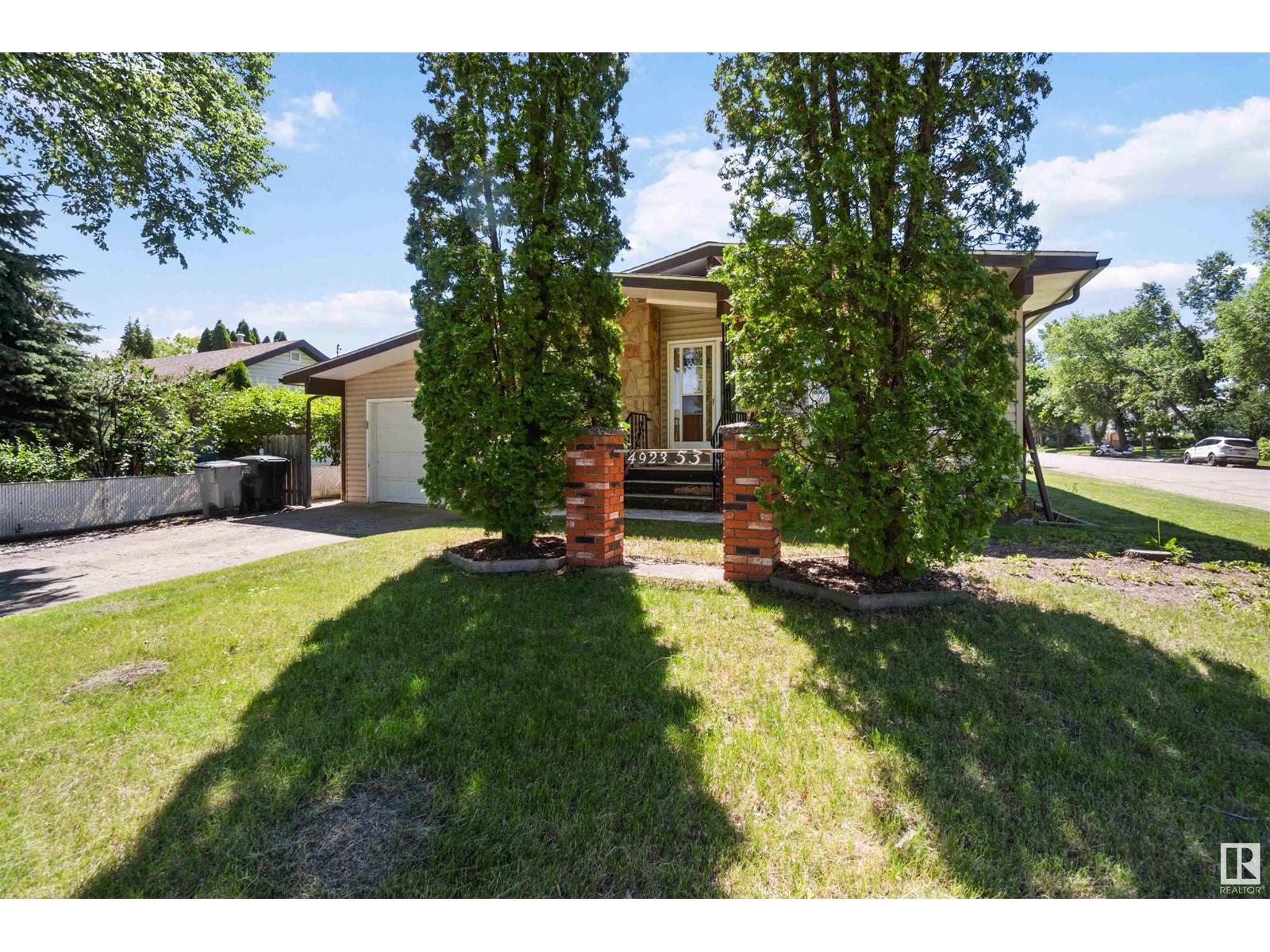 Photo 47 of 4923 53 Av, Redwater AB