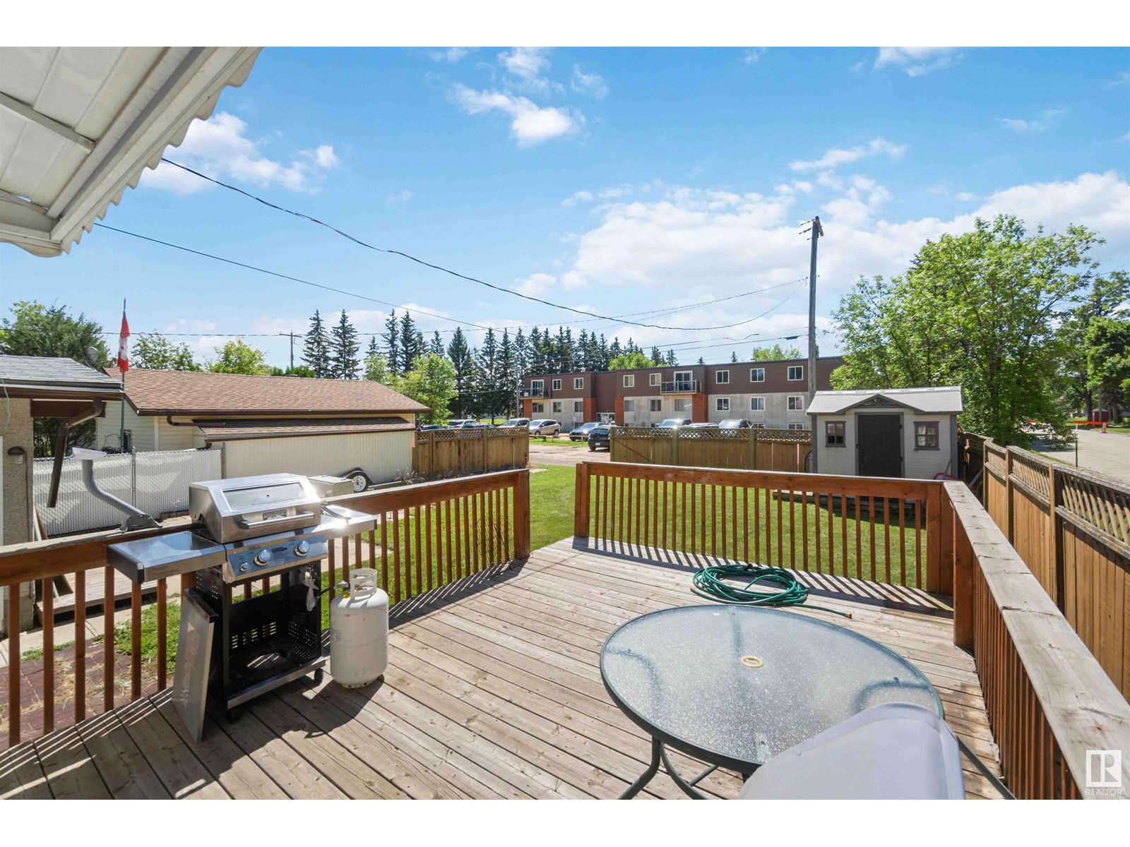 Photo 2 of 4923 53 Av, Redwater AB