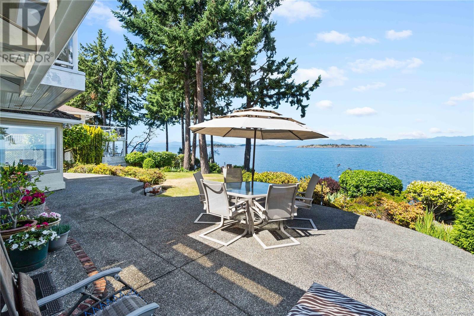 Photo 16 of 3049 Dolphin Dr, Nanoose Bay BC
