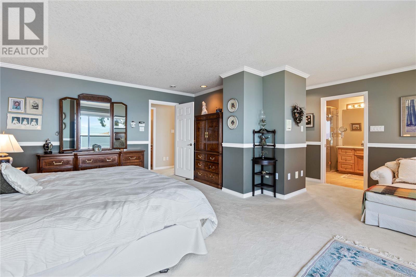 Photo 17 of 3049 Dolphin Dr, Nanoose Bay BC