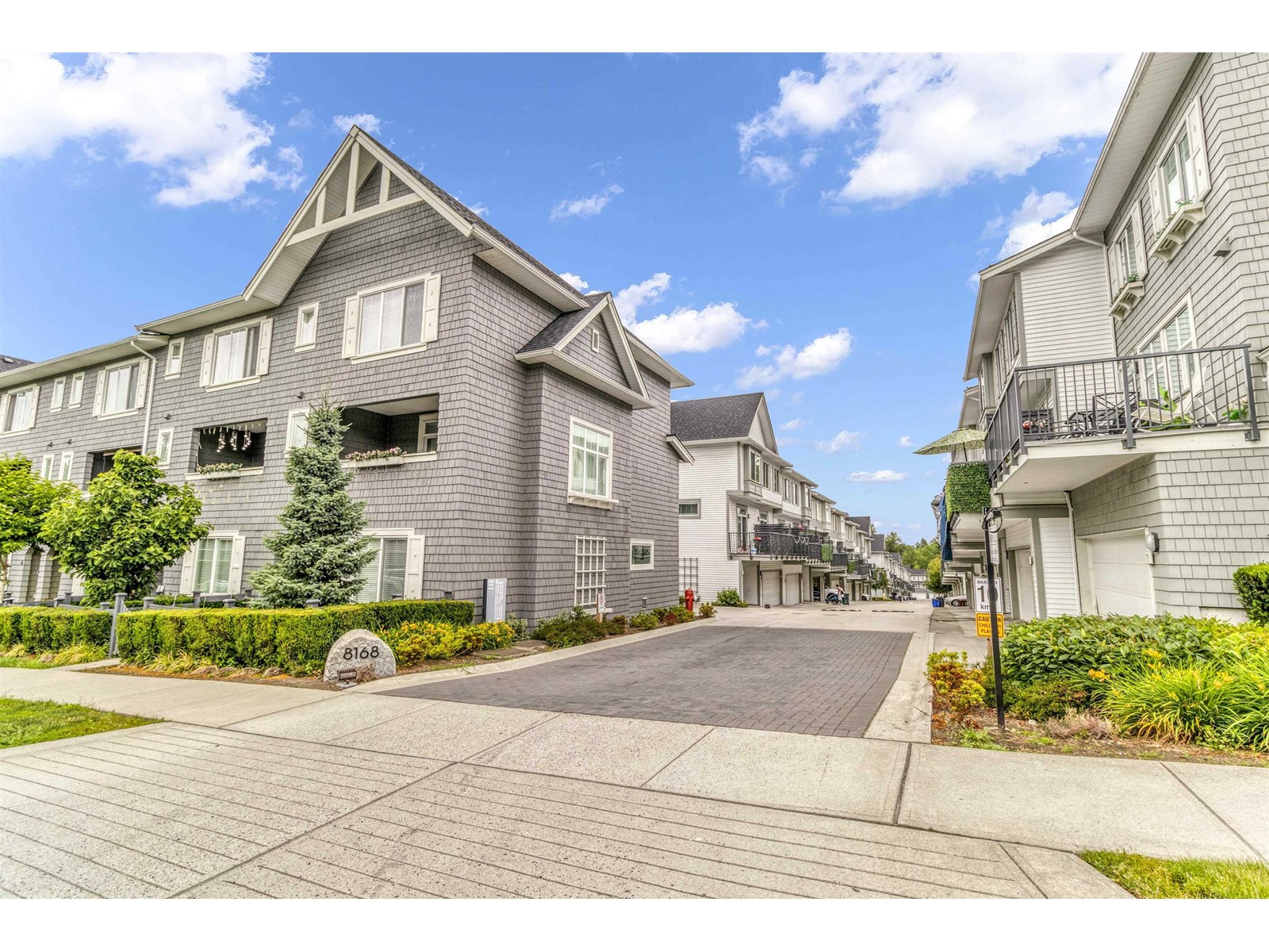 Photo 7 of 177 8168 136 A Street, Surrey BC