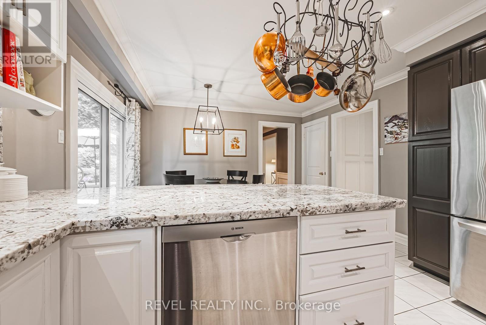 Photo 34 of 116 Campbell Avenue E, Milton ON