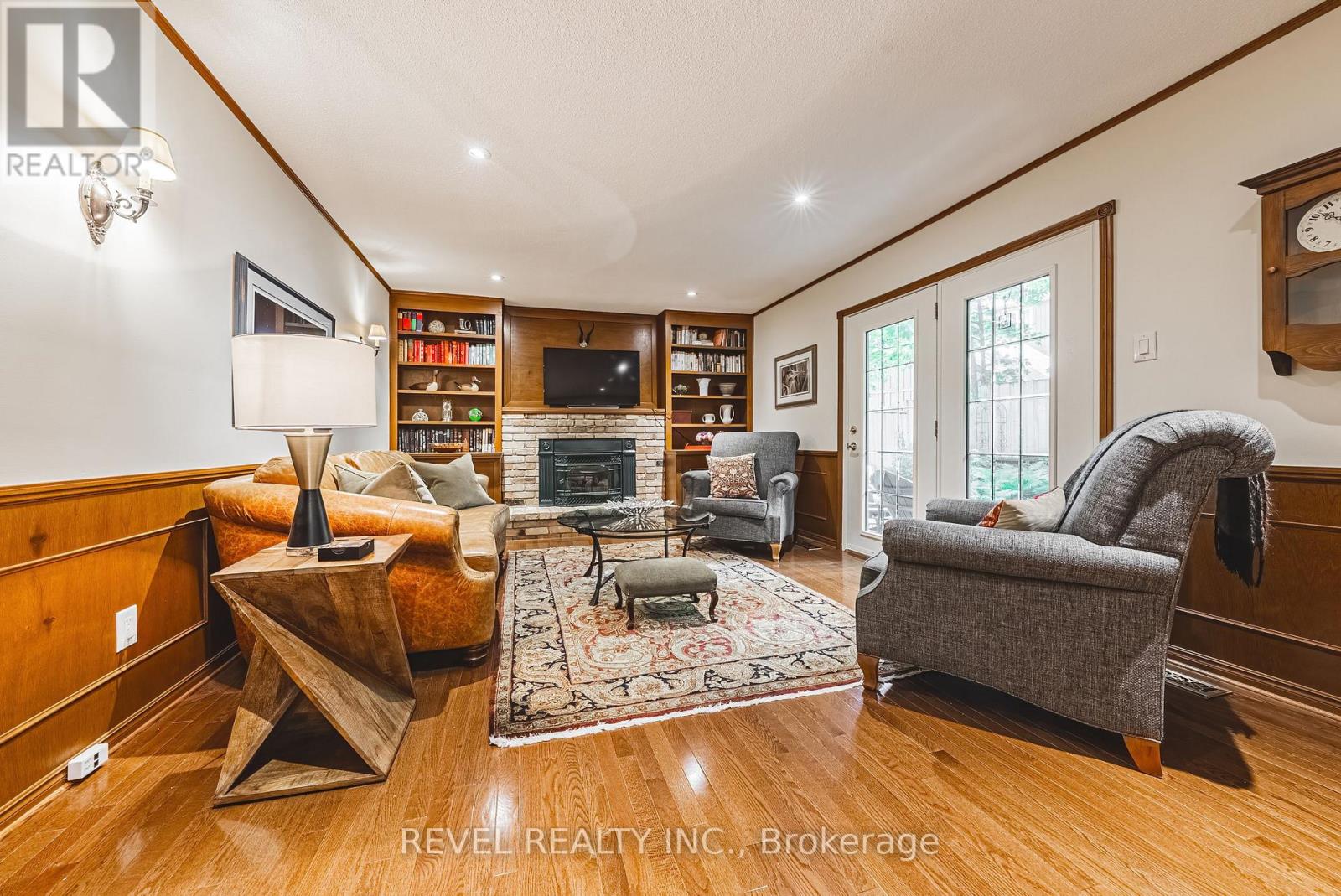 Photo 25 of 116 Campbell Avenue E, Milton ON