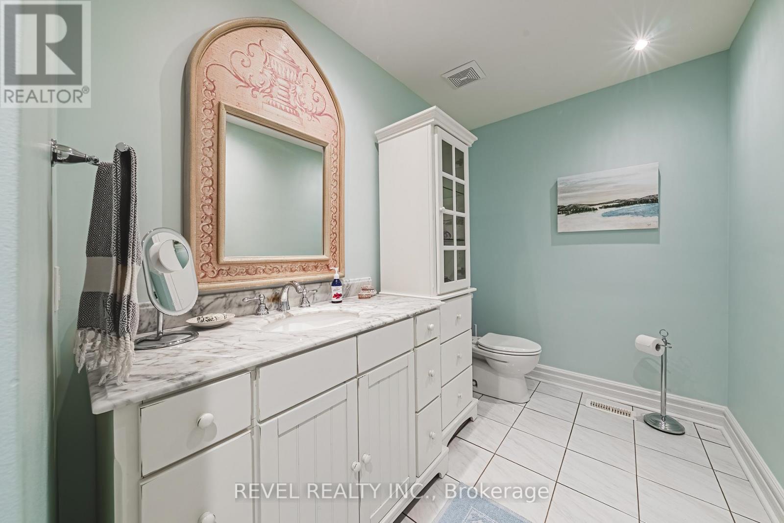 Photo 47 of 116 Campbell Avenue E, Milton ON
