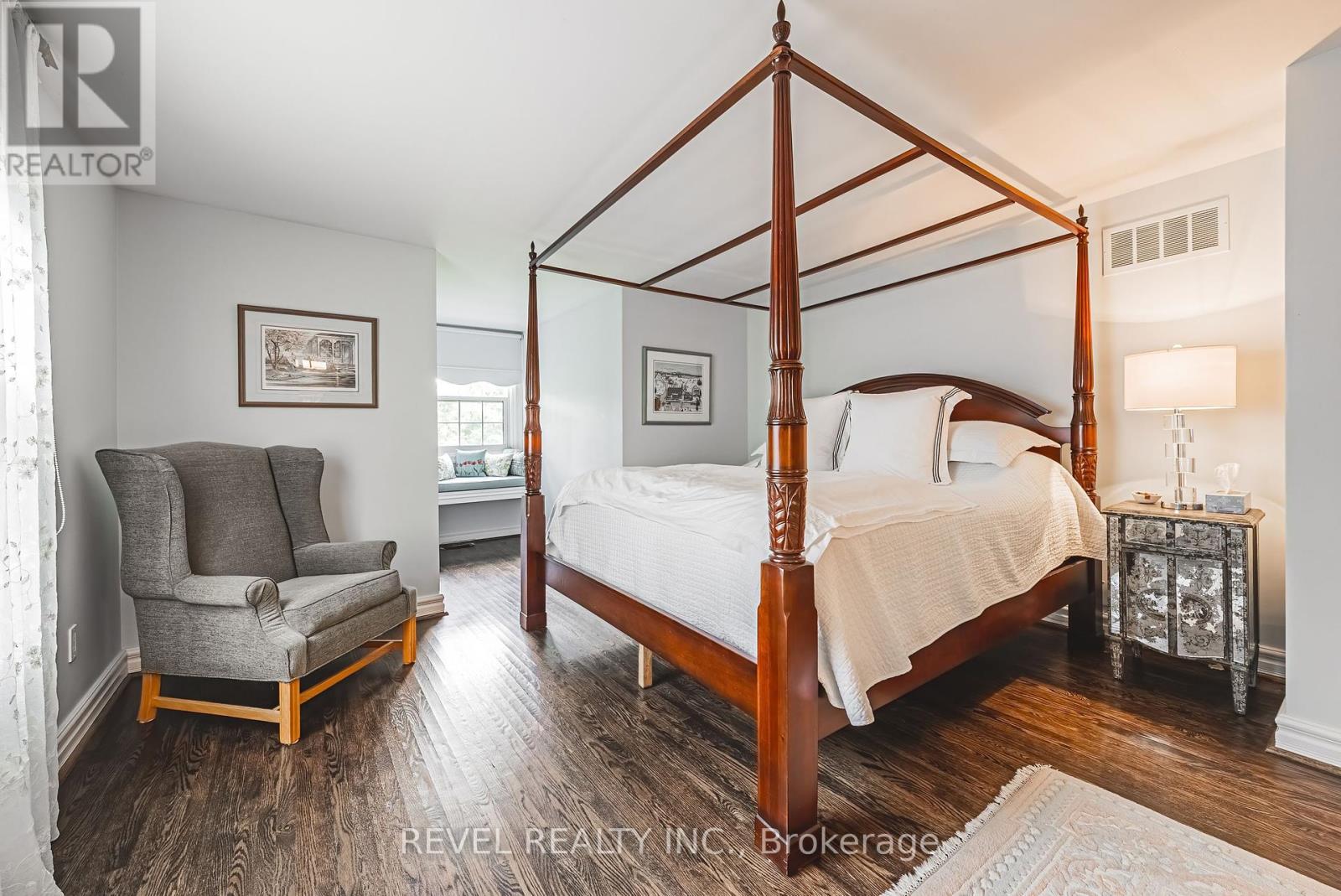 Photo 42 of 116 Campbell Avenue E, Milton ON