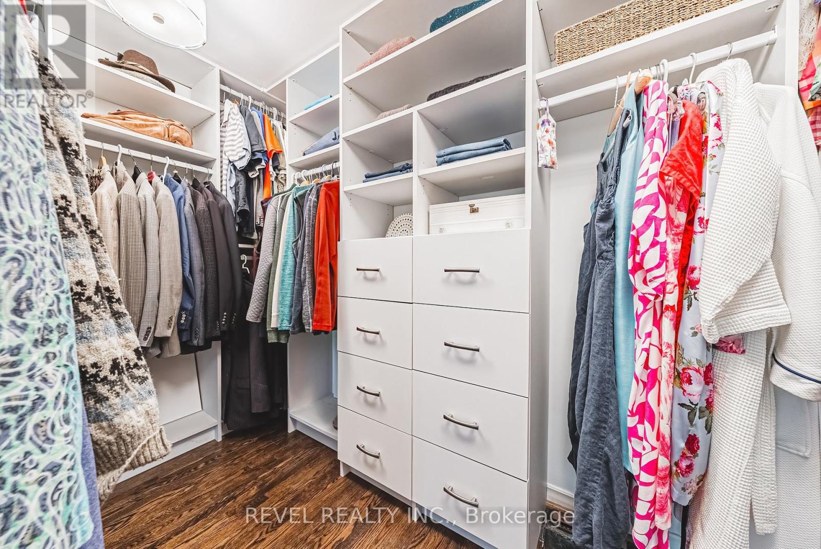 Photo 43 of 116 Campbell Avenue E, Milton ON