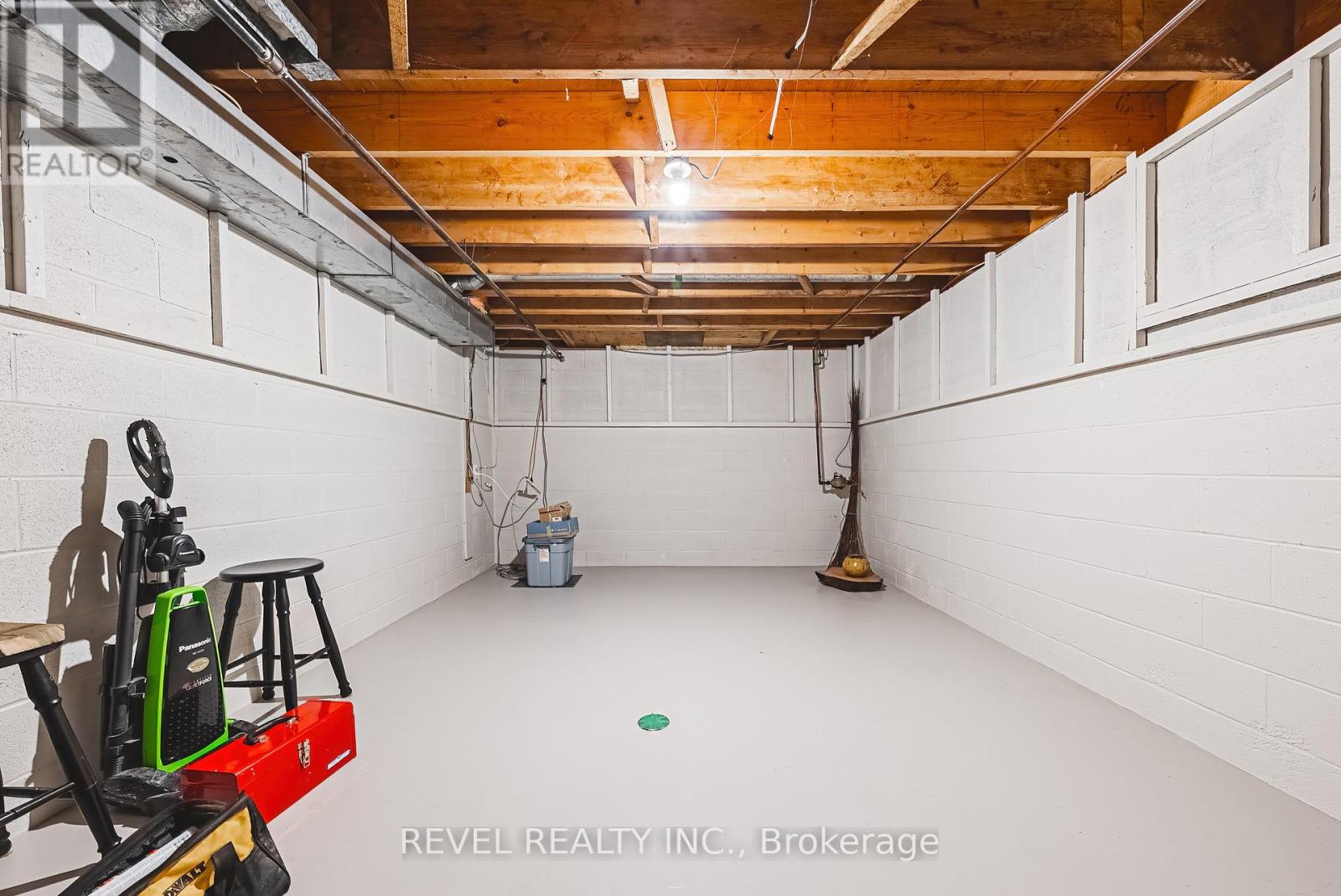 Photo 39 of 116 Campbell Avenue E, Milton ON