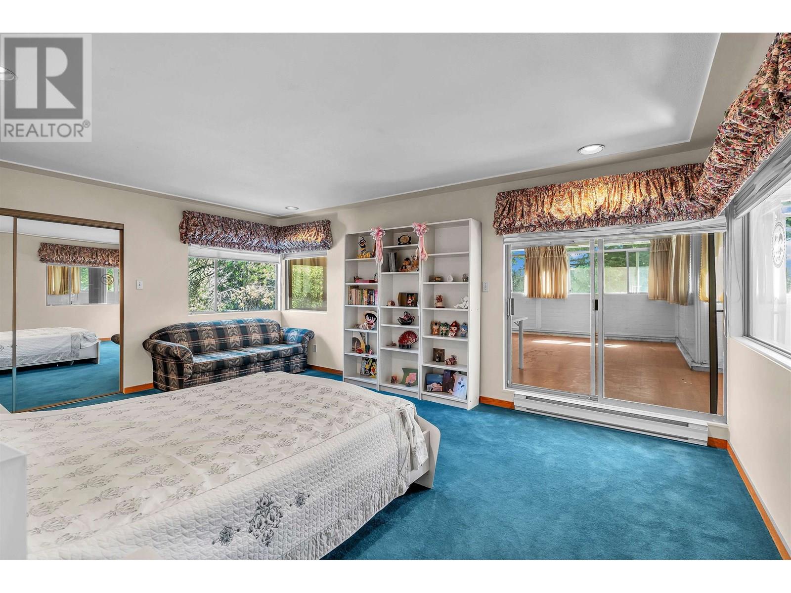 Photo 1 of 10520 Sidaway Road, Richmond BC