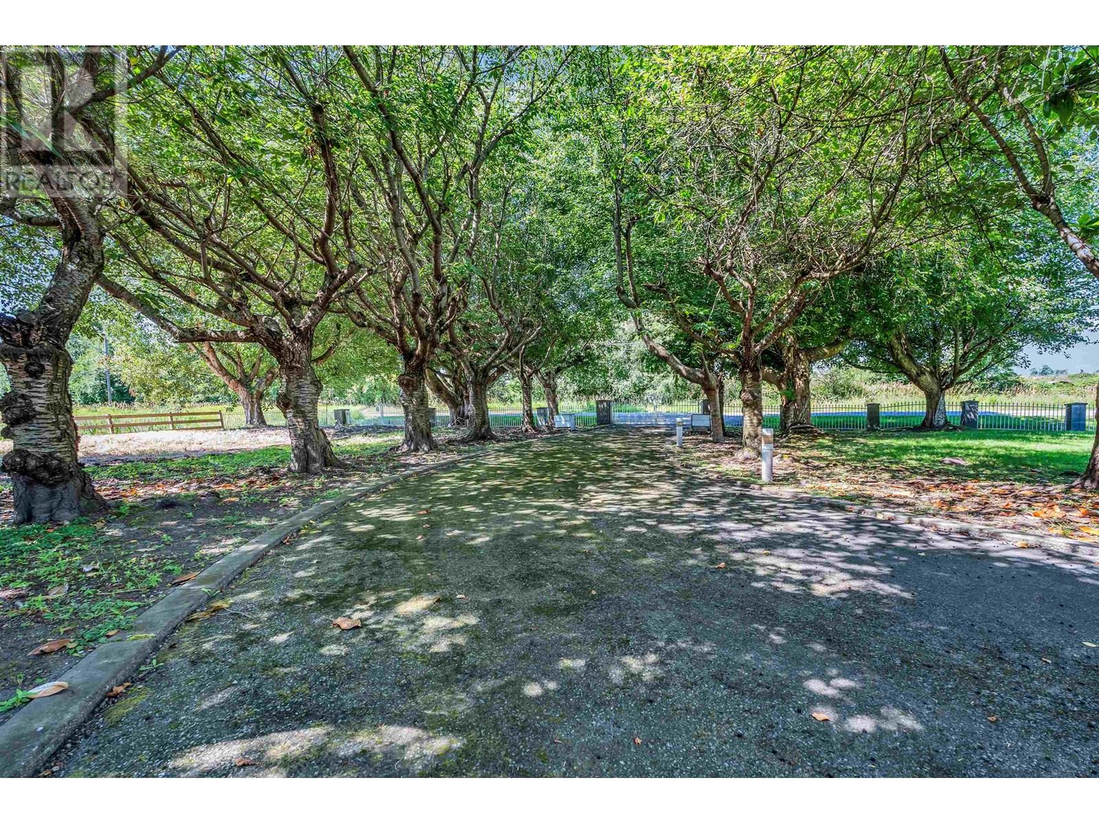 Photo 14 of 10520 Sidaway Road, Richmond BC