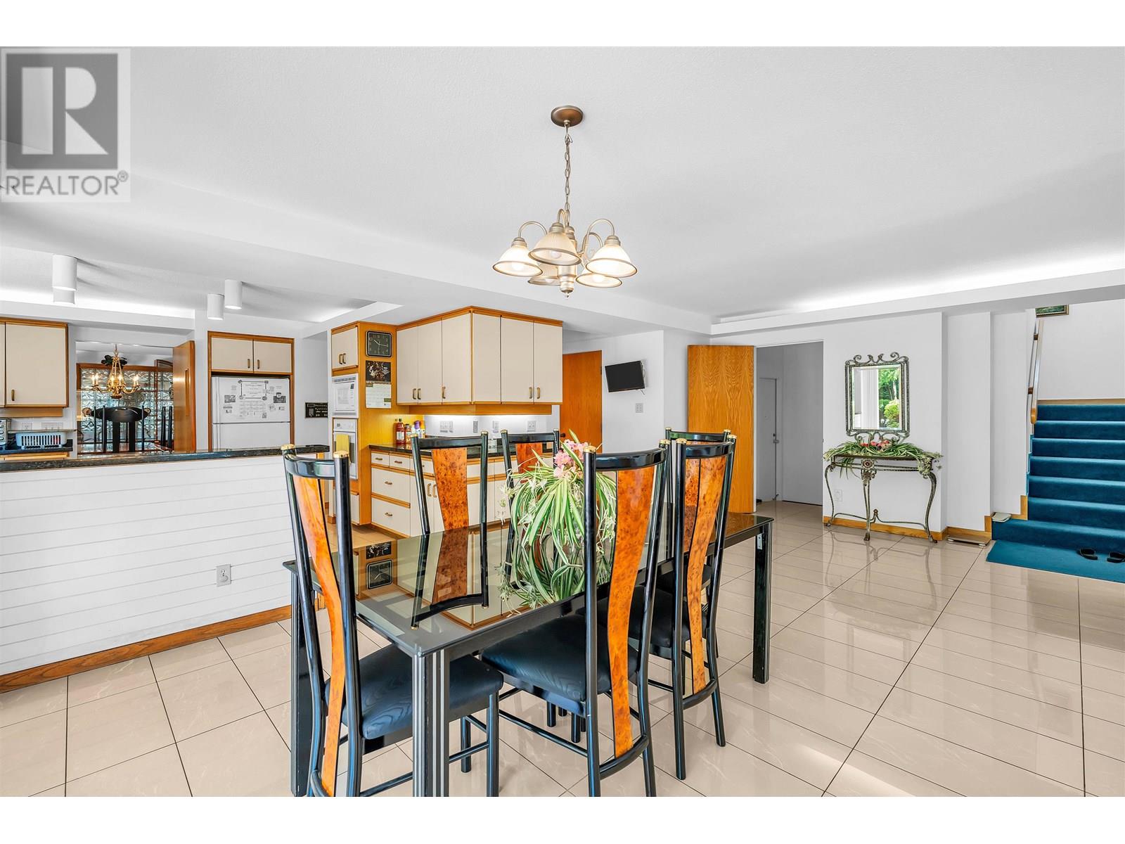 Photo 13 of 10520 Sidaway Road, Richmond BC