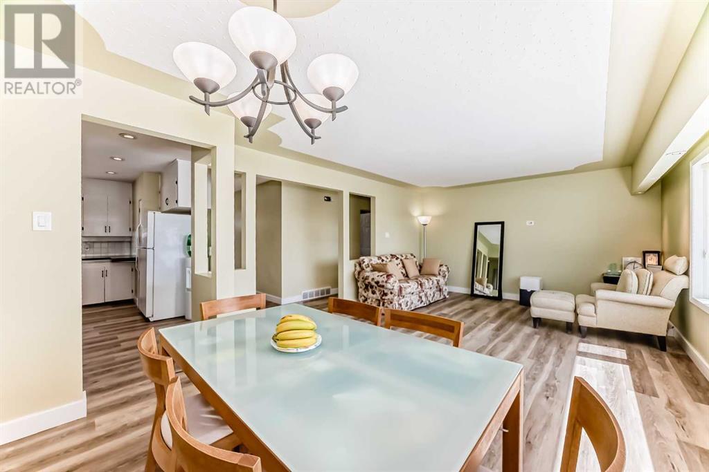 Single Family House Bungalow for Sale in  Collingwood Place NW Collingwood Calgary 