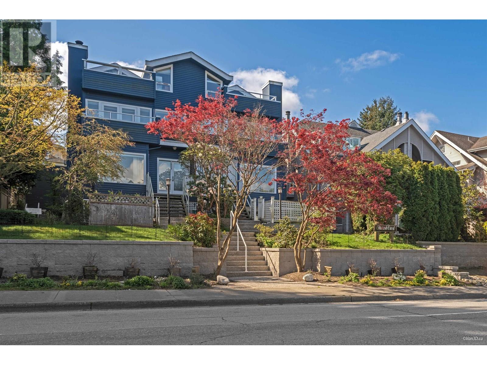 Photo 2 of 2530 Cornwall Avenue, Vancouver BC