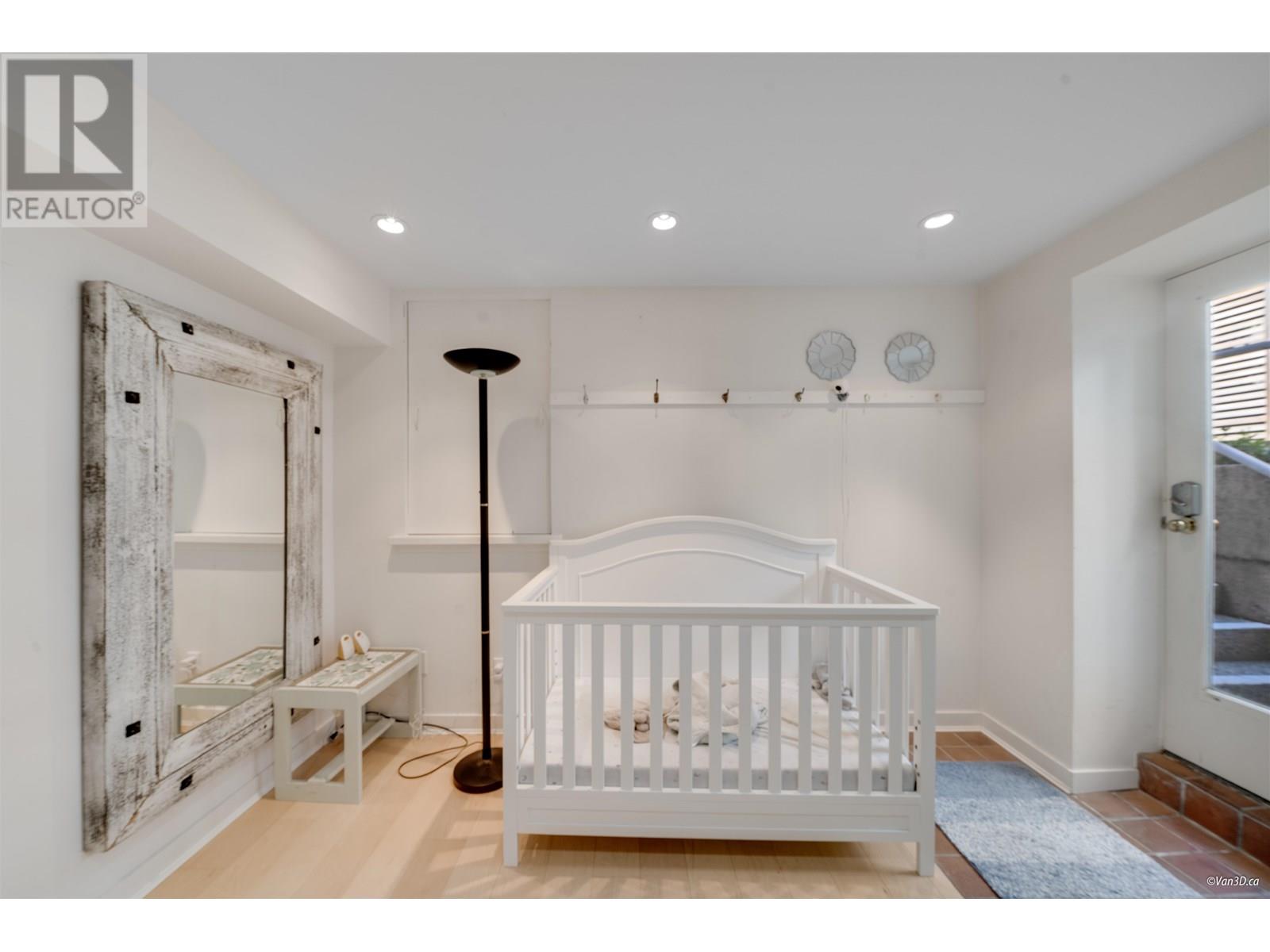 Photo 33 of 2530 Cornwall Avenue, Vancouver BC