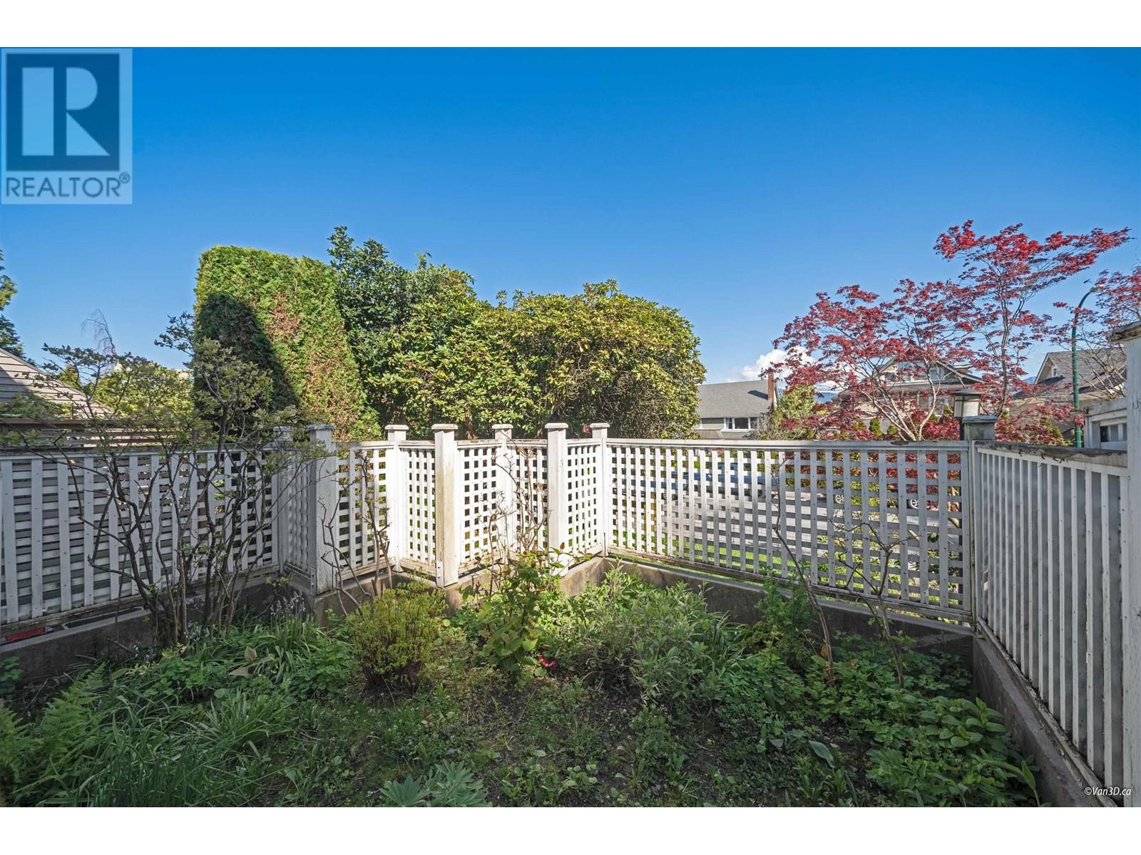 Photo 7 of 2530 Cornwall Avenue, Vancouver BC