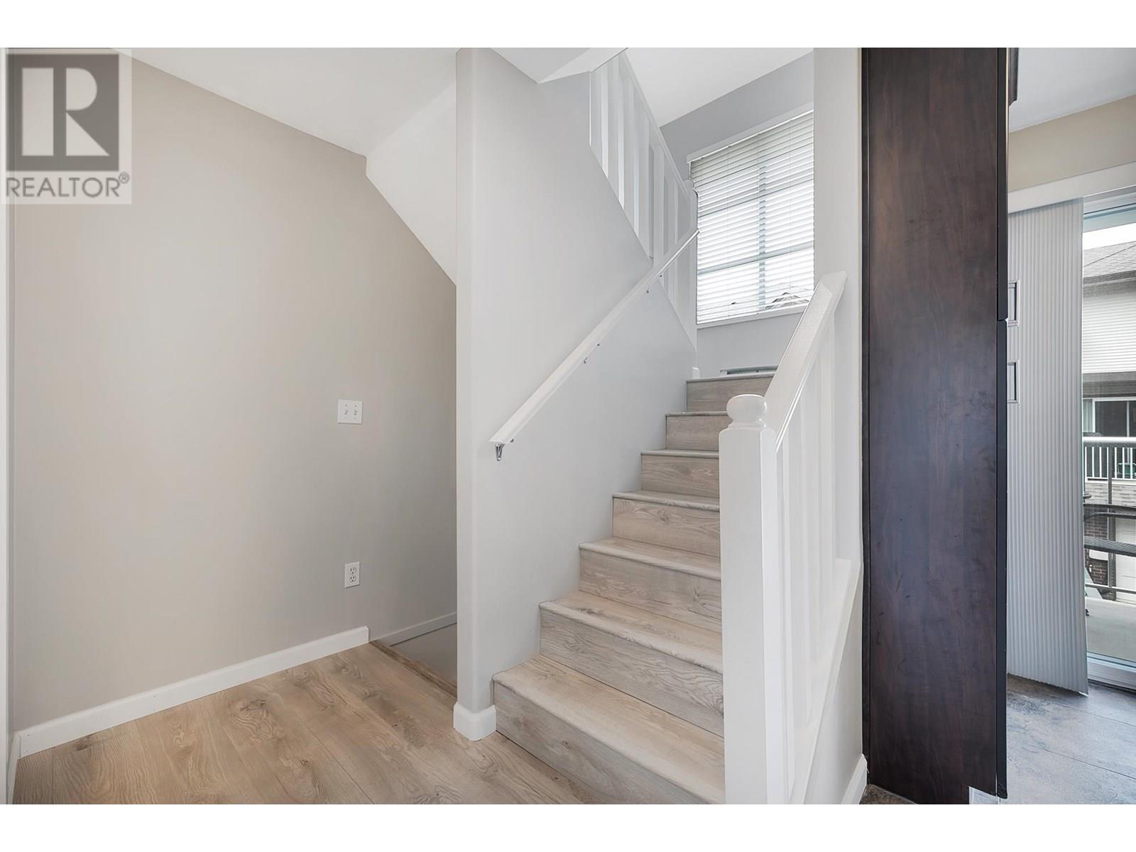 Photo 17 of 61 2450 Lobb Avenue, Port Coquitlam BC