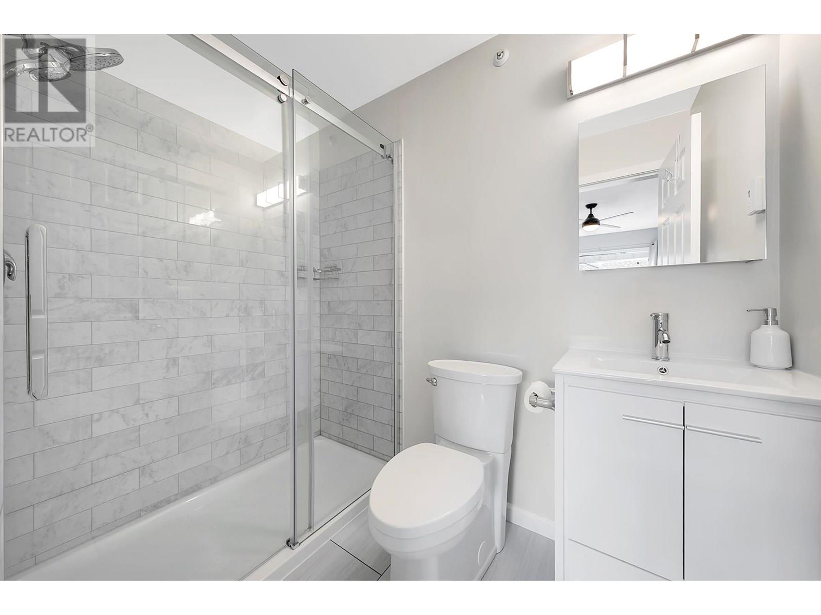 Photo 20 of 61 2450 Lobb Avenue, Port Coquitlam BC