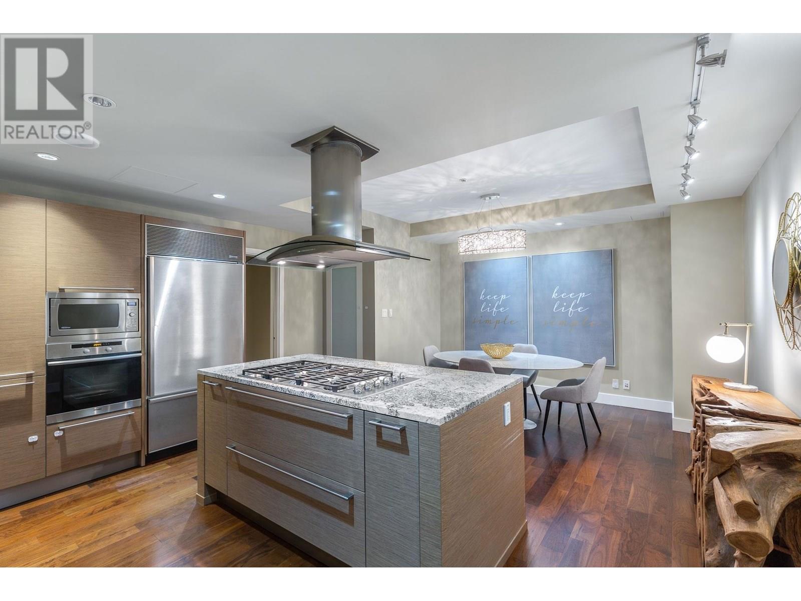 Photo 10 of 3801 1111 Alberni Street, Vancouver BC