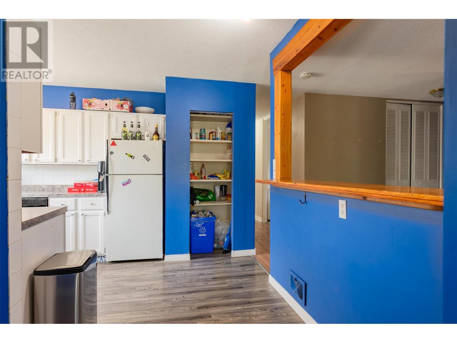 Photo 35 of 717 Innes Street, Nelson BC