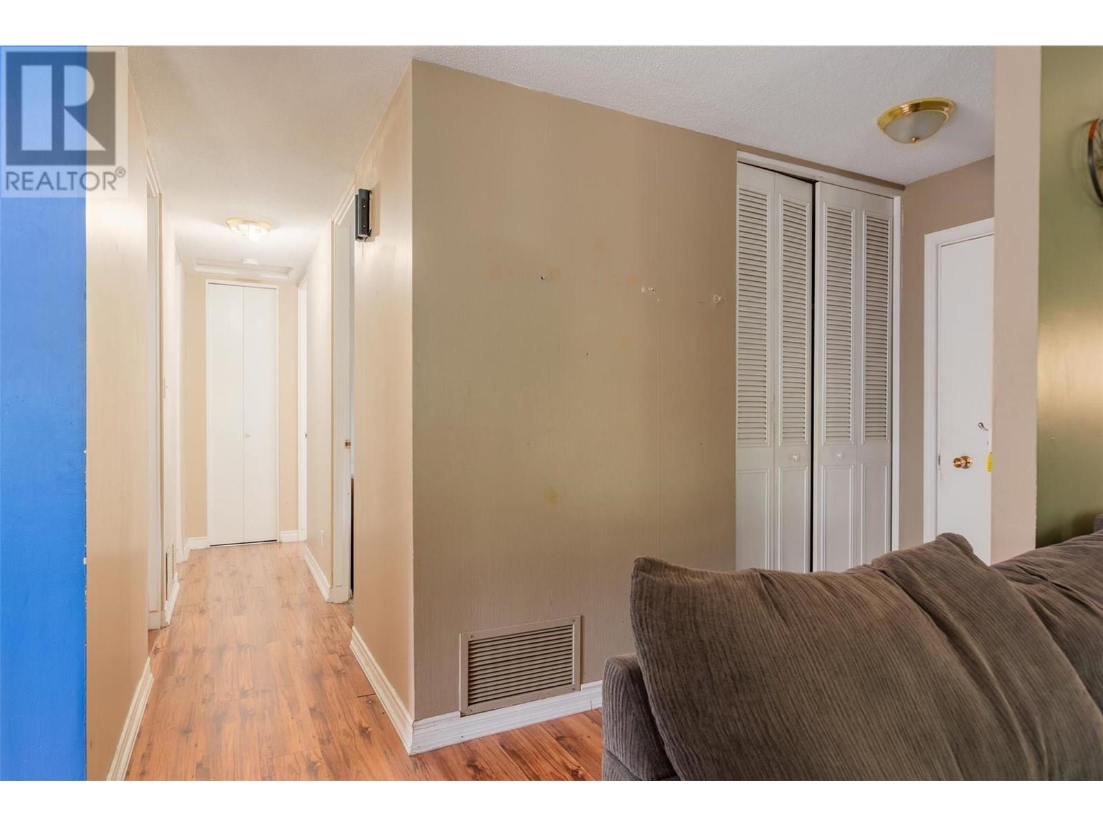 Photo 12 of 717 Innes Street, Nelson BC